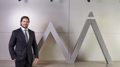 CPMI do INSS convoca dono do Banco Master para depor em fevereiro