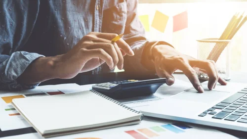 Especialistas criticam destinação de bilhões do fundo partidário em ano eleitoral