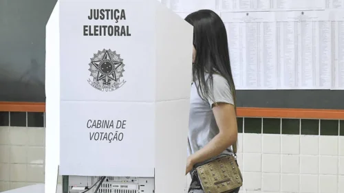 Eleições 2026: prazo para alterar local de voto termina em 6 de maio