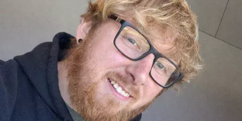 O aviso urgente de uma mãe após perder o filho de 30 anos para o câncer de cólon: "Ele não tinha chance alguma"