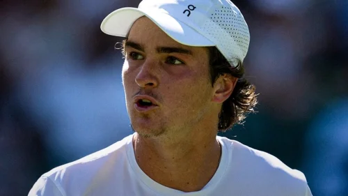 João Fonseca é eliminado por chileno em Wimbledon mas entra para top-50 mundial