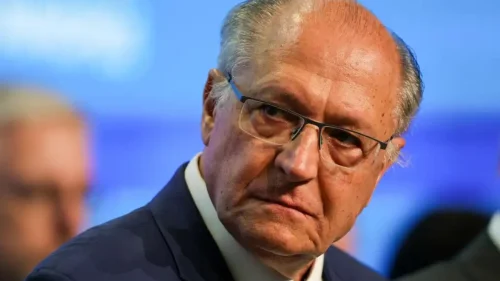 Alckmin elogia "sabedoria" de Moraes em decisão sobre IOF e aposta em conciliação