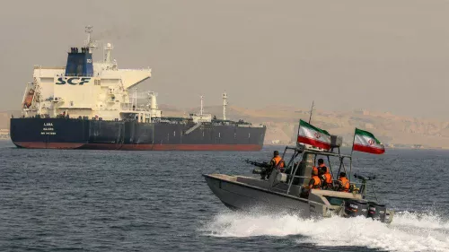 O verdadeiro caos em Ormuz: Trump erra ao minimizar riscos, diz ex-embaixador