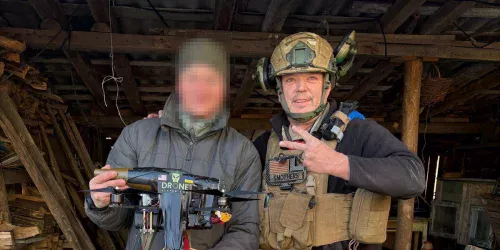 Ex-marine dos EUA vê em treino de 2005 a origem da inovação militar ucraniana