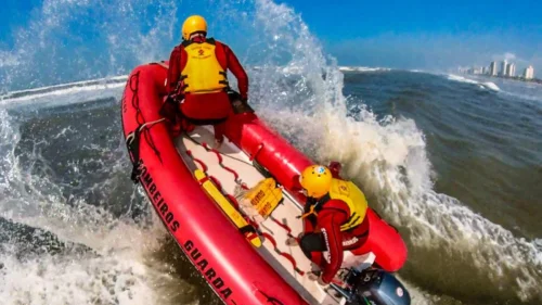 Operação Verão Integrada salva mais de 1.100 pessoas no litoral de São Paulo