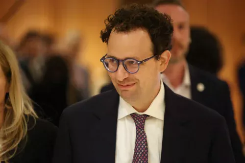 Pentagon corta laços com a Anthropic após empresa recusar uso de IA para vigilância e drones autônomos