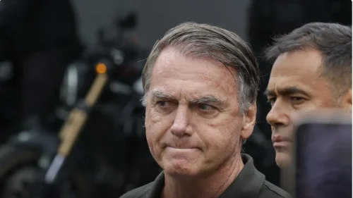 Moraes nega domiciliar a Bolsonaro e determina retorno à PF após alta hospitalar
