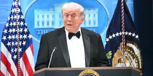 O verdadeiro motivo por trás do ataque a tiros no Jantar dos Correspondentes que chocou Washington</title>