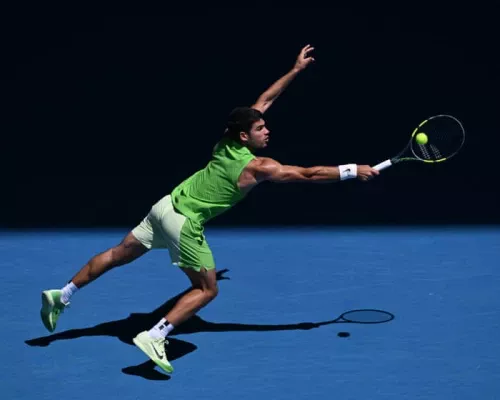 Alcaraz avança para 3ª rodada do Australian Open após vitória sobre Hanfmann