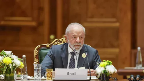 Lula mantém confiança em acordo com EUA mesmo após novas tarifas de Trump