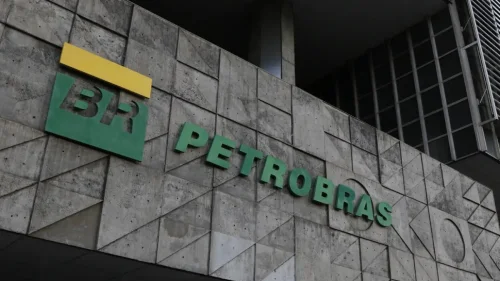 Petrobras contém vazamento em poço na Foz do Amazonas; fluido é biodegradável