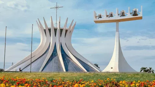 Paula Belmonte: A luz que o DF precisa em meio ao caos político e financeiro?