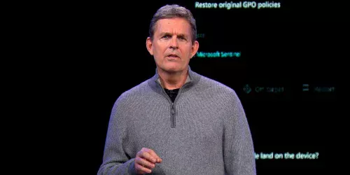 Microsoft contrata executiva do Google para substituir chefe de segurança Charlie Bell