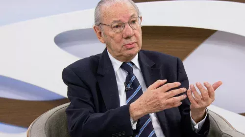 Embaixador Rubens Barbosa destaca relevância do Brasil em debates internacionais