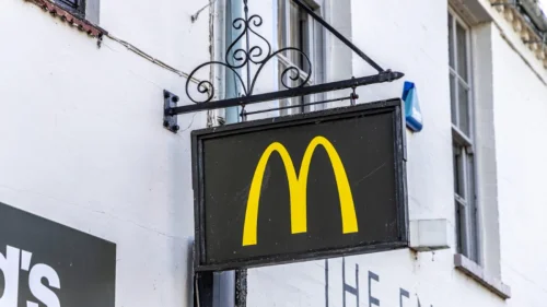 McDonald's perde título de maior fast food do mundo para rede chinesa