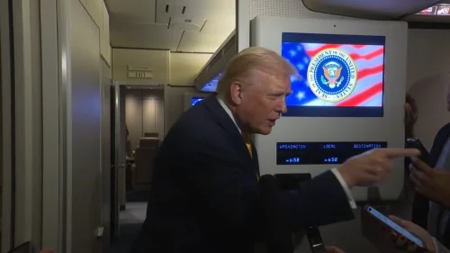 Ataque em Washington reacende política anti-imigração de Trump