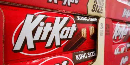 Roubo na Itália: 12 toneladas de KitKat são furtadas de caminhão em rodovia