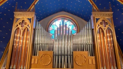 Arautos do Evangelho lançam livro sobre intervenção do Vaticano desde 2017