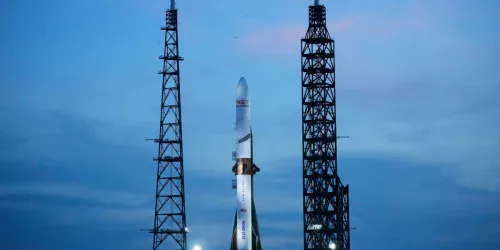 Foguete da Blue Origin explode em enorme bola de fogo durante teste na Flórida
