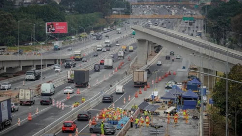 Free flow na Via Dutra completa um mês de operação em trecho de Guarulhos