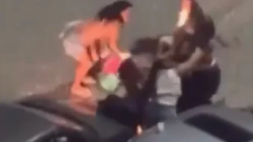 Disputa por vaga de estacionamento termina em briga generalizada no Arpoador