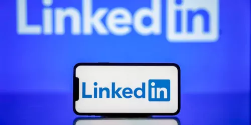 LinkedIn anuncia demissões em massa: o verdadeiro motivo por trás da decisão que afeta centenas hoje