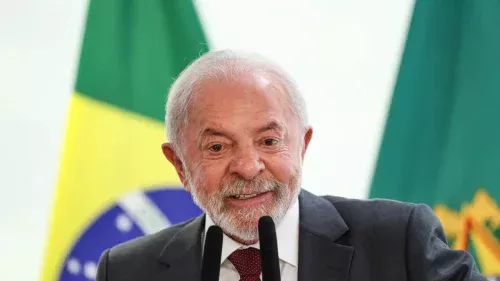 Lula inicia 'tour de Carnaval' com agenda em três capitais brasileiras