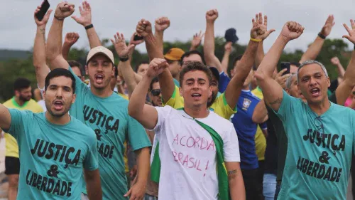 PRF aponta riscos em caminhada de Nikolas Ferreira por falta de aviso prévio