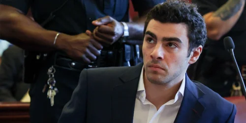 Juíza federal descarta pena de morte para acusado de assassinar CEO da UnitedHealthcare