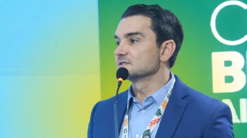 Executiva do União Brasil oficializa expulsão do ministro Celso Sabino