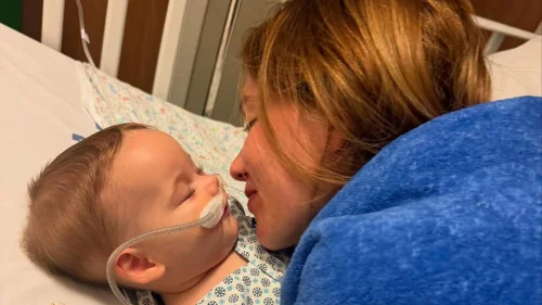 Virginia Fonseca Atualiza Estado de Saúde do Filho Internado e Pede Oração