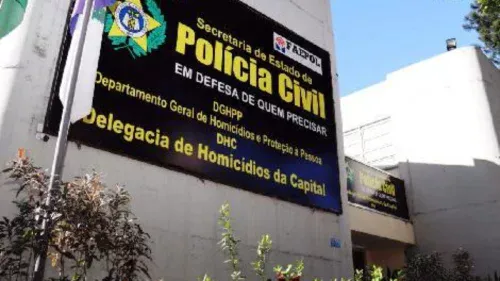 Polícia Civil cumpre mandados contra grupo suspeito de execuções por comércio ilegal de cigarros no Rio