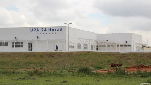 Menina de 8 anos morre engasgada com bala em Taubaté, no interior de SP