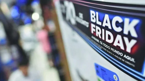 Black Friday se consolida como início do Natal e Pix supera cartão