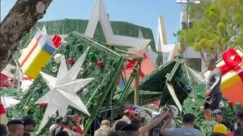 Guindaste tomba em montagem de árvore de Natal e mata trabalhador em Manaus