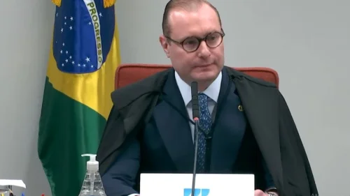STF forma maioria para responsabilizar redes sociais por conteúdo de terceiros