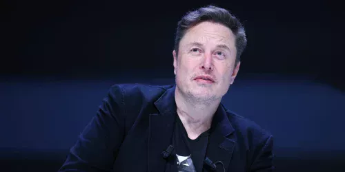 Elon Musk questiona qualificação de filósofa da Anthropic por não ter filhos