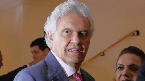 Governador Ronaldo Caiado é internado em SP com arritmia cardíaca