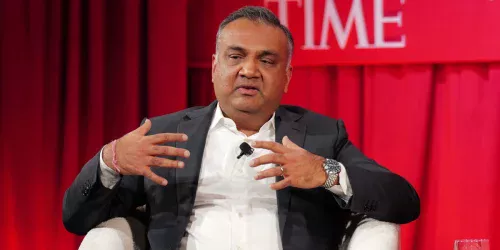 YouTube fecha contas e prioriza combate a conteúdo de IA de baixa qualidade em 2024