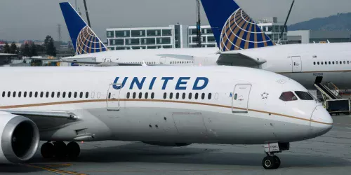 Crise de combustível aéreo força cancelamentos de voos em escala global