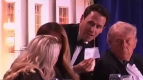 Som de tiros interrompe jantar de Trump: atirador é detido e presidente está seguro