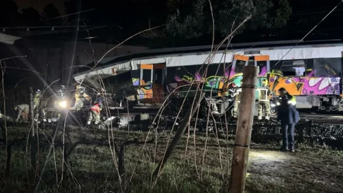 Trem descarrila perto de Barcelona e deixa uma pessoa morta e 37 feridos