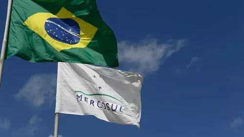 Parlamento Europeu paralisa acordo UE-Mercosul ao enviá-lo à Justiça