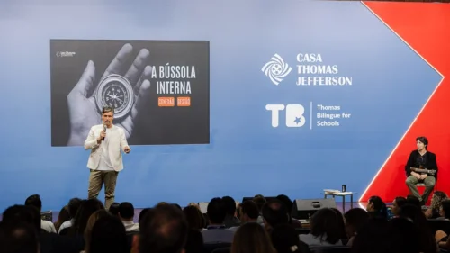 Thomas Educa Day debate futuro da educação bilíngue e gestão escolar em Brasília