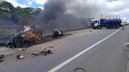 Acidente na BR-101 deixa dez mortos em colisão frontal no sul da Bahia