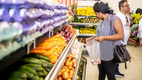 Prefeitura de SP prevê mais duas unidades do Armazém Solidário para 2026