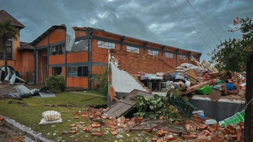 Defesa Civil confirma tornado em Flores da Cunha após análise de imagens aéreas