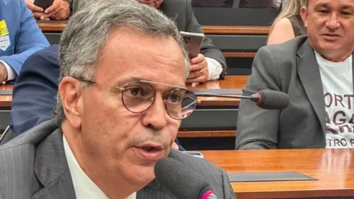 PF cumpre mandados contra deputado Félix Mendonça em operação sobre desvio de emendas