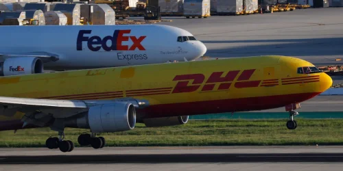 Como FedEx, UPS e DHL vão devolver dinheiro dos seus impostos de importação