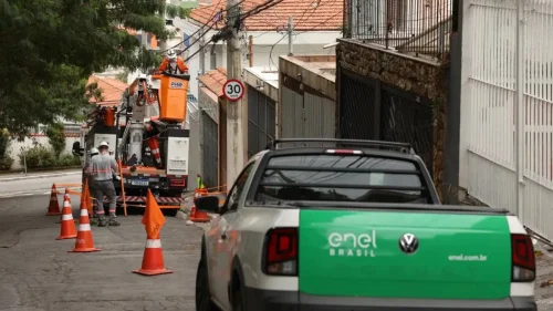 Chuva em SP eleva para 750 mil clientes sem energia após ciclone extratropical